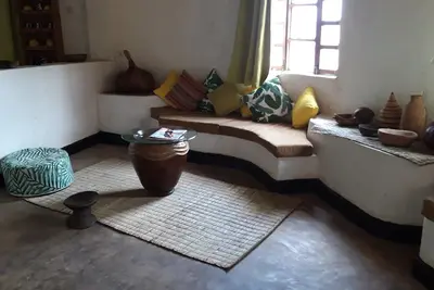 Image de Maison traditionnelle écologique à la campagne Rwandaise.