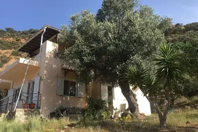 Image de Idyllic vacation home with sea view \"Sea to olives\" on the south coast of Crete