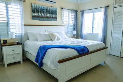Image de Coastal Haven: Your Tropical Oasis