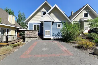 Image de Family friendly cottage at La Casa Resort on Lake Okanagan