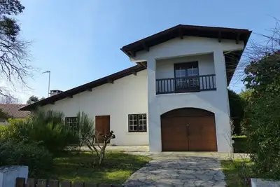 Image de Villa Lou Lanot pour 8 personnes. Wifi gratuit.