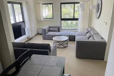 Image de 1 bedroom A/C apartment 1 car parking