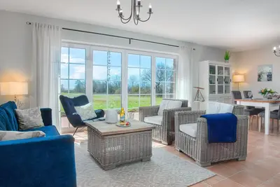 Vacation apartment/apartment for 4 guests with 110m² in Dahme (153091)