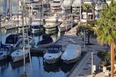 Image de Appart 200m plage garage terrasse calme