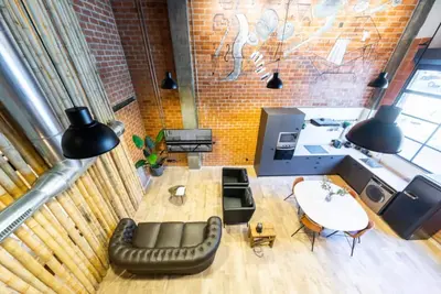 Image de Loft au design industriel unique à Valence