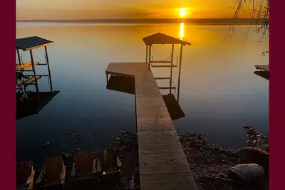 Image de Regina's Cottage: \"Relaxing Cayuga Lake Getaway - Close to Ithaca! \"