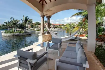 Image de Bellmare Front Water Laguna Ground Floor