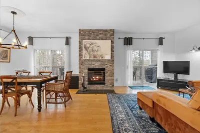 Image de Le Champetre Tremblant - Condo 2 Chambres avec Foyer | À 5 min de Tremblant Resort