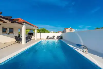 Image de Villa Sable, modern villa with pool and jacuzzi