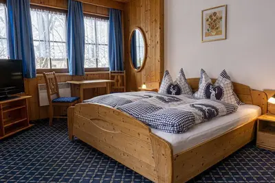 Image de Double room, balcony (room 2) - Gasthof Scherer