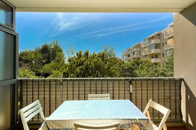 Image de Superbe Appartement Avec Balcon à Frejus