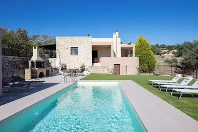 Image de Villa Elides 3bedrooms with a swimming pool