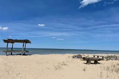 Image de 4+ acres with 100 feet of sugar sand beach on Lake Huron