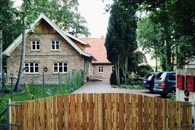 Image de Großzügiges Ferienhaus in Ruhiger Waldlage - Urlaub auf dem Lande