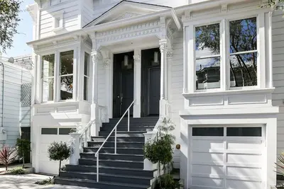 Image de Brand New Construction de maisons à Lower Pacific Heights