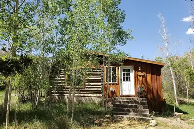 Image de Needle Rock Cabin on 80 acres!