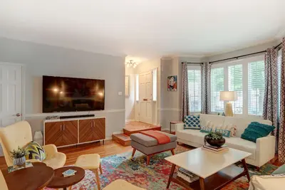 Image de Brand New Vacation Home! Roof top deck