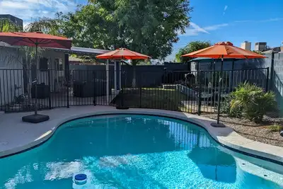 Image de 8 minutes to Westgate! \nBring the kids and enjoy our kiddie corner.