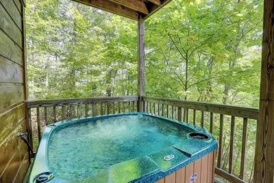 Image de Grand Retreat w/ Theater, Games & Views