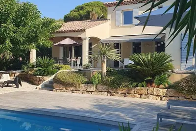Image de Ste Maxime proche Issambres Villa piscine 8 personnes