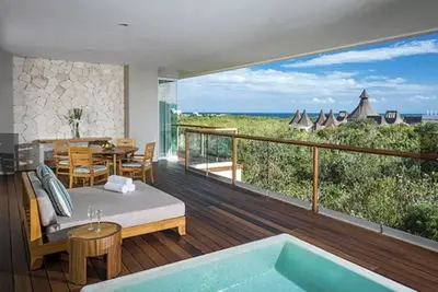 Image de Grand Luxxe Two Bedroom Spa Suite