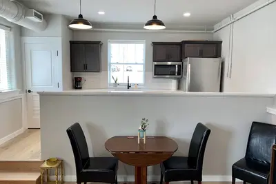 Image de Heart of Downtown: Brand new, Industrial Condo