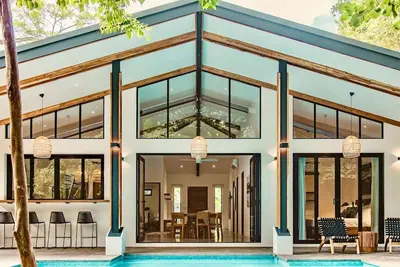 Image de Walk to the beach, a jungle oasis—Casa Noi de Nosara