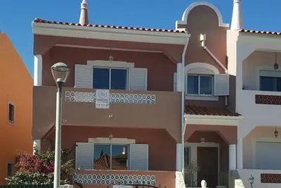 Image de Prestige For Home House Amendoeiras - Quarteira