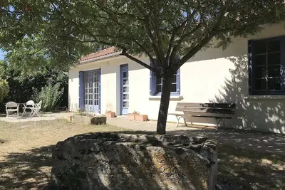 Image de Le Pavillon (6 p. )