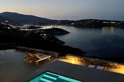 Image de Infinity Villa, maison de luxe avec vue stupéfiante