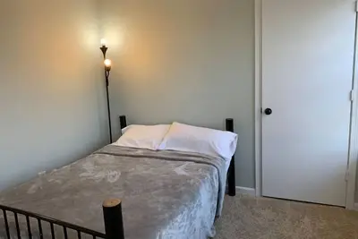 Image de Peaceful 🙏 Hideaway ➡️Hospital 🏩 Fully Stocked 🍽