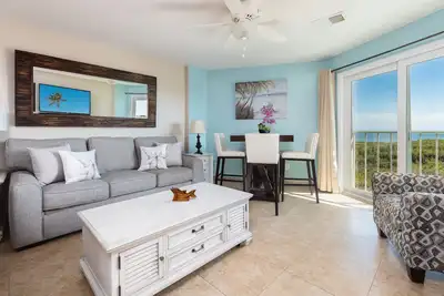 Image de Tranquility on the Top Floor - Ocean Pointe 2404