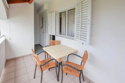 Image de Appartements Jacqueline (81301-A1) - Pakostane