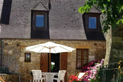 Image de Maison Périgordienne avec Jardin près de Sarlat