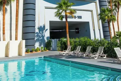 Image de Perfect Stay in Entertainment Capital of the World! Pool, Casino