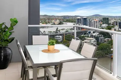 Premium Family Apartment|Amazing River Views