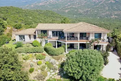 Image de Maremuntagna villa luxe vue mer  7 ch piscine chauffée 10min ville/plage