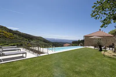 Image de Moradia com Piscina em Vale de Cambra