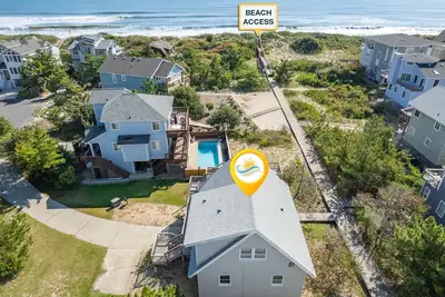 Image de 1686 Eureka * 50ft to Beach * Chalet-style Beach Cottage