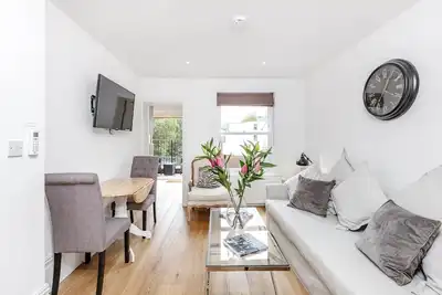 Image de Pet-Friendly Fulham 1-Bed Apt, 2 Mins to Tube