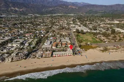 Image de Affordable! Carpinteria Shores Beachfront Condo.