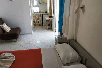 Image de Un studio avec balcon