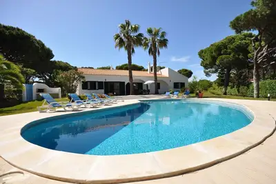Image de Villa à Vilamoura avec piscine près du golf