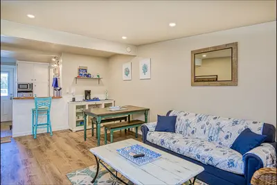 Image de Hear the Surf at Pacific Surf Condo