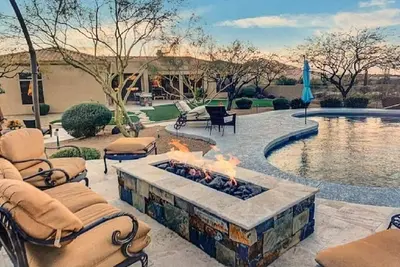 Image de Saguaros & Sunshine from this Spacious Scottsdale Home