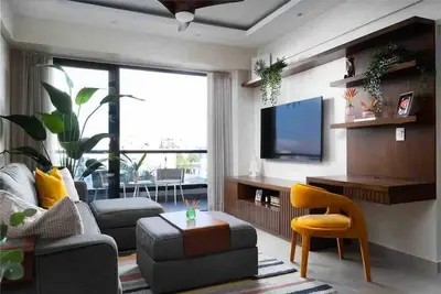 Image de 1br Luxury Condo Picuzzi/Gym/Excellent Location