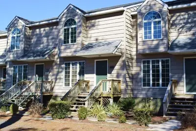 Image de Miller’s Marsh- 2br | Marsh Views | Shared Pier