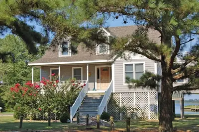 Image de Wishful Thinking- Canalfront with Deep Water Boat Dock