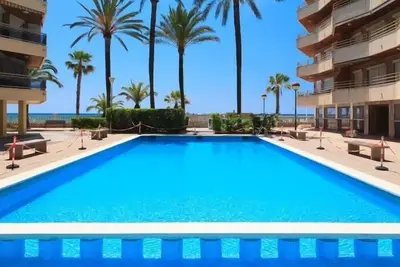Apartbeach Marina Playa Bord De Mer CLIMATISÉ Et Parking