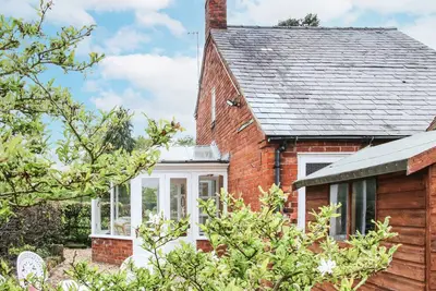 Image de Blossom'S Cottage, family friendly, with a garden in Shawbury